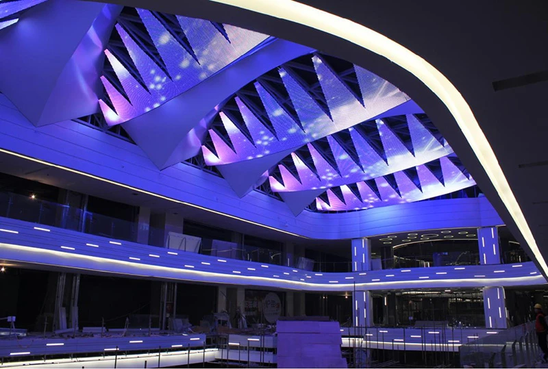 몰입감 넘치는 잔상 없는 동적 표현